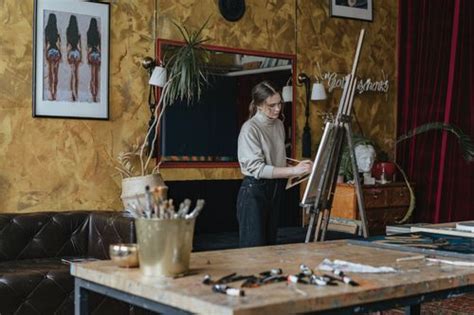 What curation techniques deliver ‘Artistry Enhanced’ & ‘Elegance Defined’ portfolios?