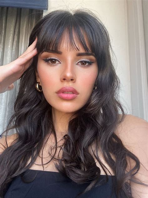 Elegant and Glamorous Makeup Look