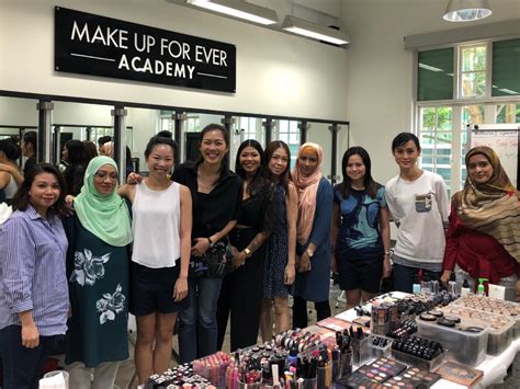 Makeup Class conducted by Professional Makeup Artists