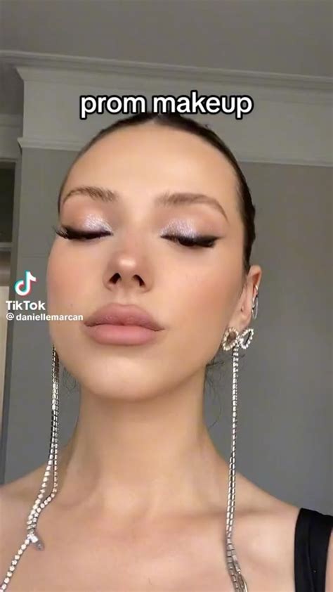 🤍 makeup inspiration • tutorial | Eye makeup tutorial, Makeup routine ...