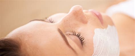 Next-Generation Personalized Beauty | L.E.K. Consulting