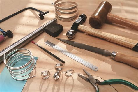 Bespoke Jewellery in London| Custom &amp; Handmade Jewellery