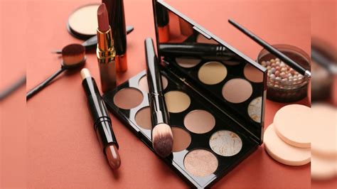 Your Makeup Guide For A Flawless Glowing Skin - News18