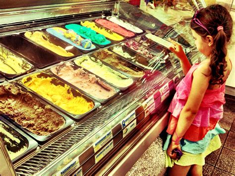 How to choose makeup workshops that genuinely elevate your artistry and define your elegance?