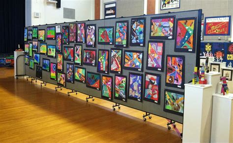 Art Gallery Display Fixtures