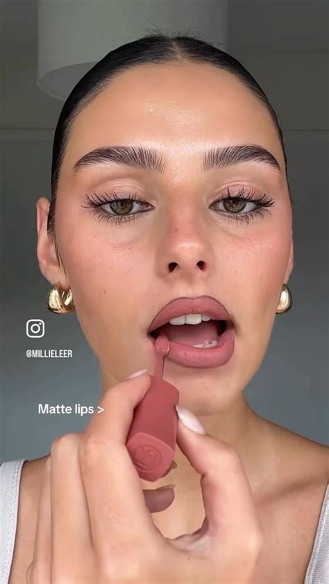 Lipstick combo . Makeup inspiration. Lip gloss. Beauty blog wedding ...