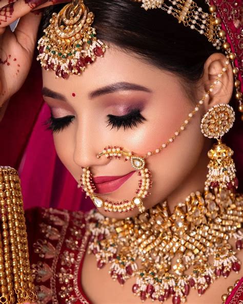 Essential bridal beauty touch-ups for lasting elegance and artistry?