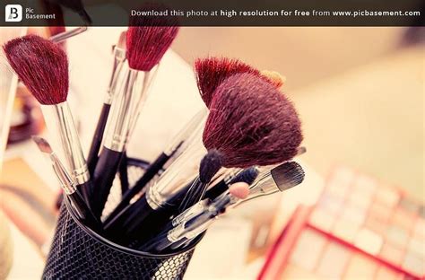 A Guide To Perfect Makeup Application | Night Helper