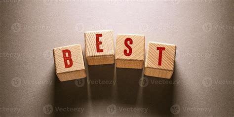 Best methods to solicit authentic, detailed luxury reviews on artistry?